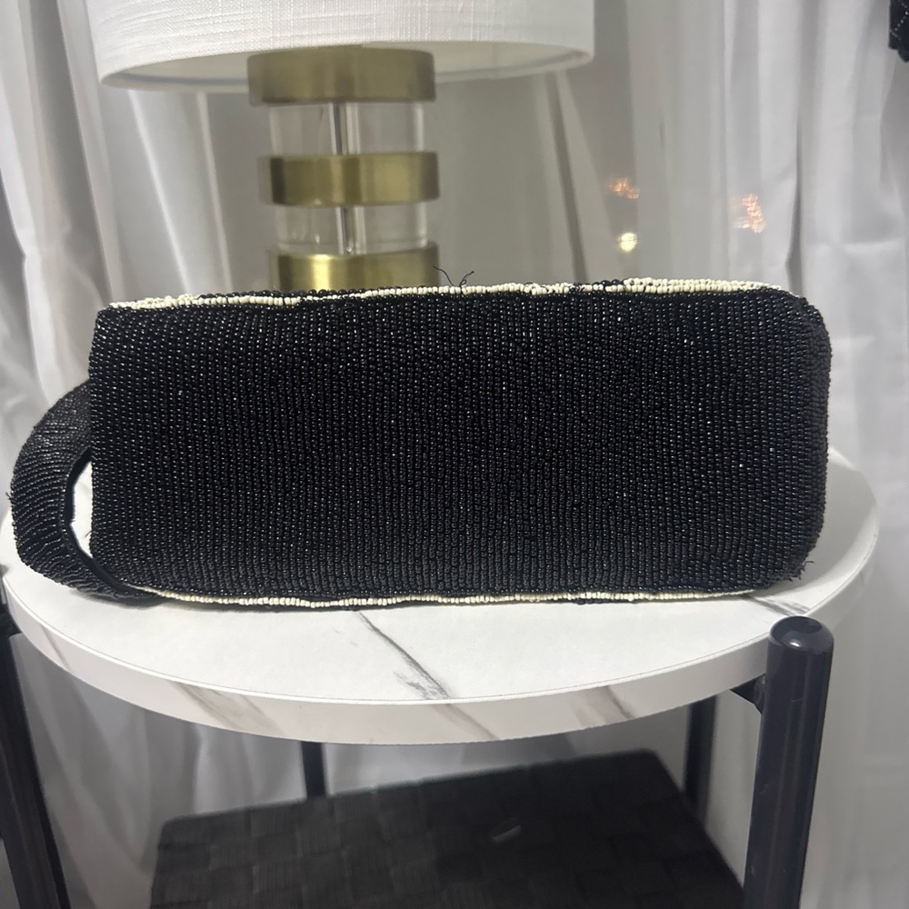 Beaded Black and Cream Shoulder Bag - Picture 3 of 4